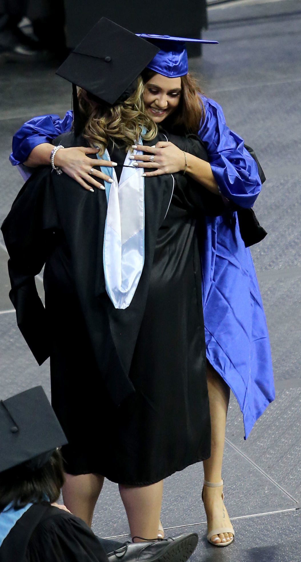 060318-qct-central-grad-010